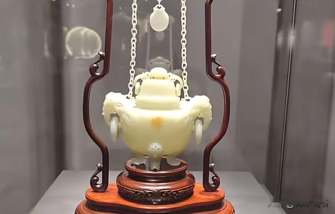 扬州独一份荣耀！非遗珍宝馆入选长三角典型案例🌟
 
扬州非遗珍宝馆超争气！作为