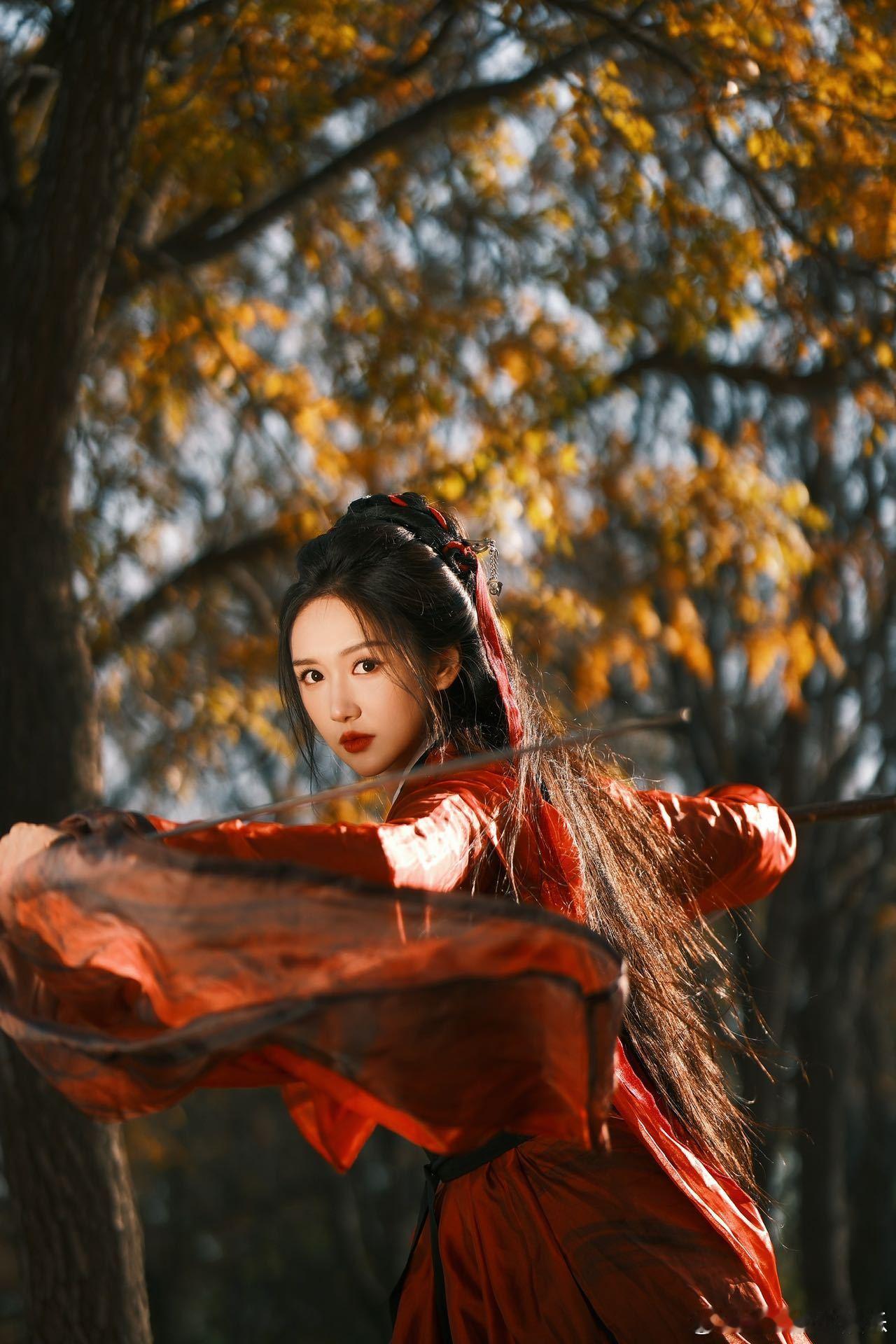 陈天天长安二十四计 新人演员陈天天太惊艳了！青衣长相自带古韵，打戏很飒动作超利落