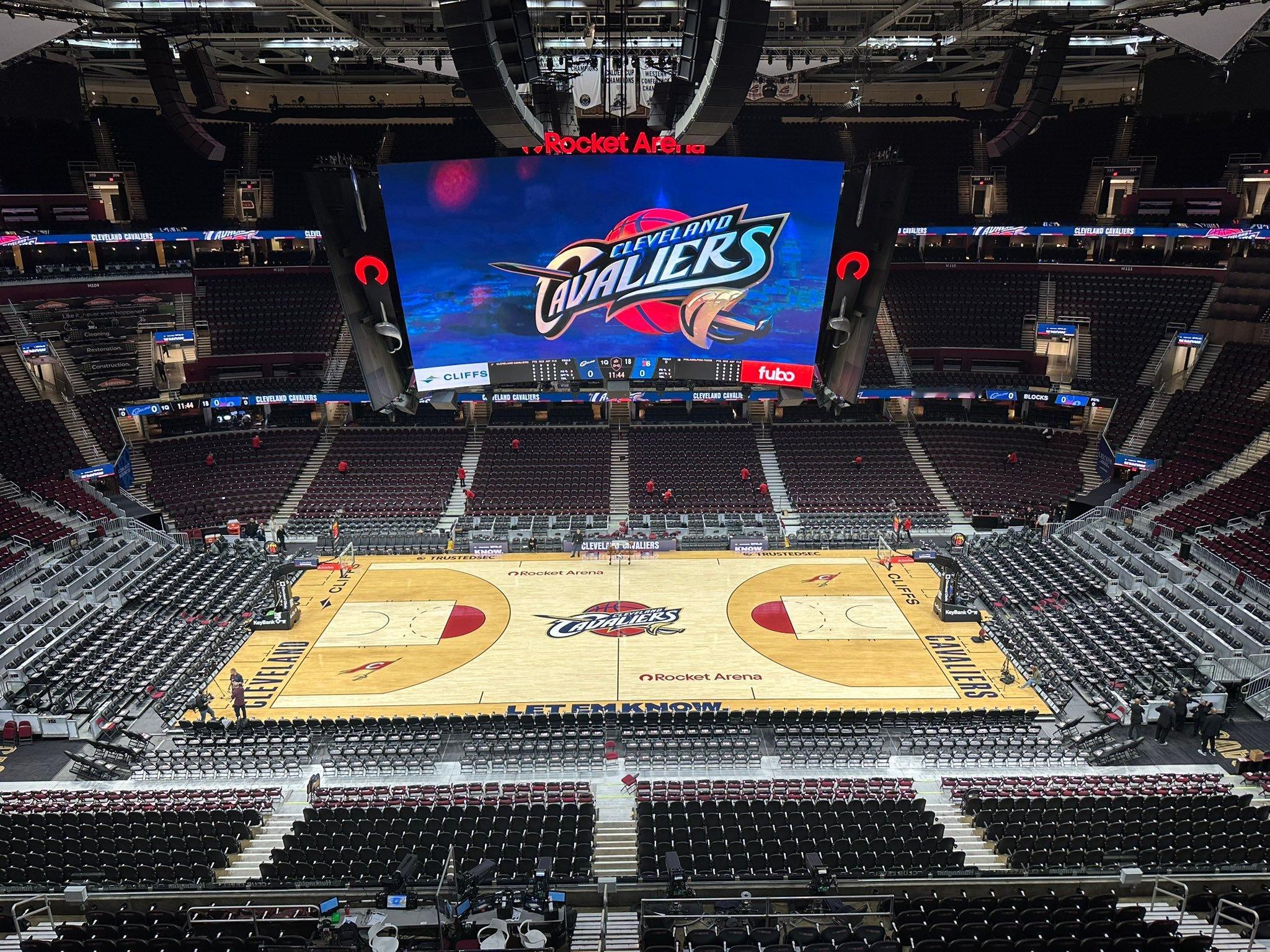 这块地板让你最先想到的瞬间是？ ​​​