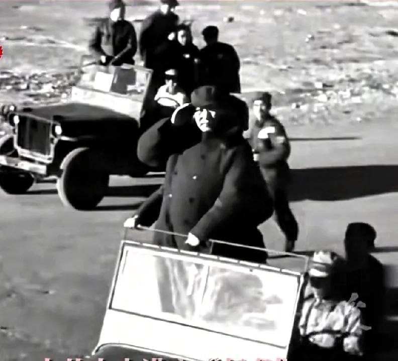 【香山红叶映初心：进京“赶考”的第一站】1949年3月25日，毛主席率中共中央机