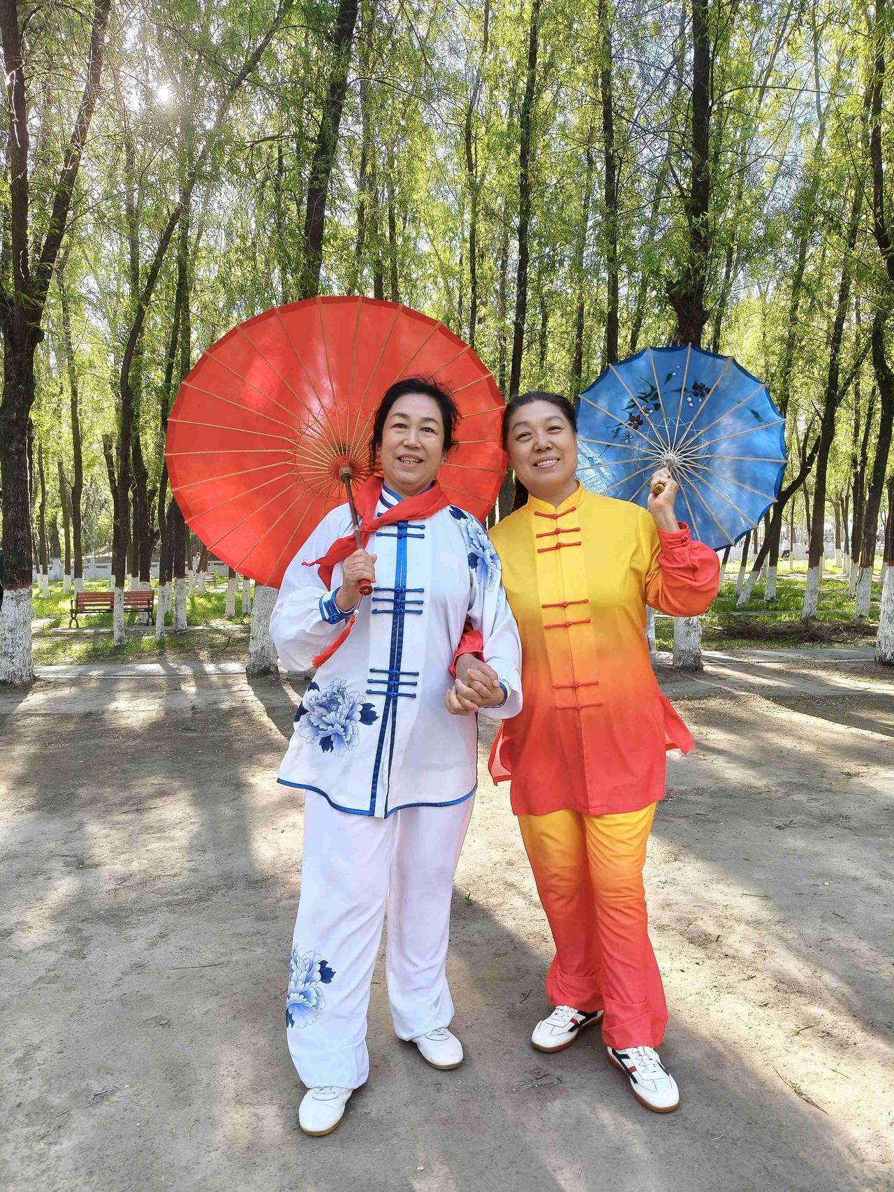 我的今日状态：😁轻松愉快
我这里的天气：☀️晴天
这里是黑龙江省肇东市人民公园