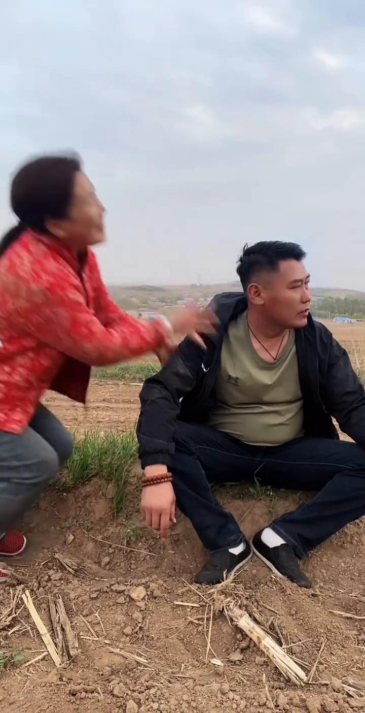 为什么要约我到这个地方？