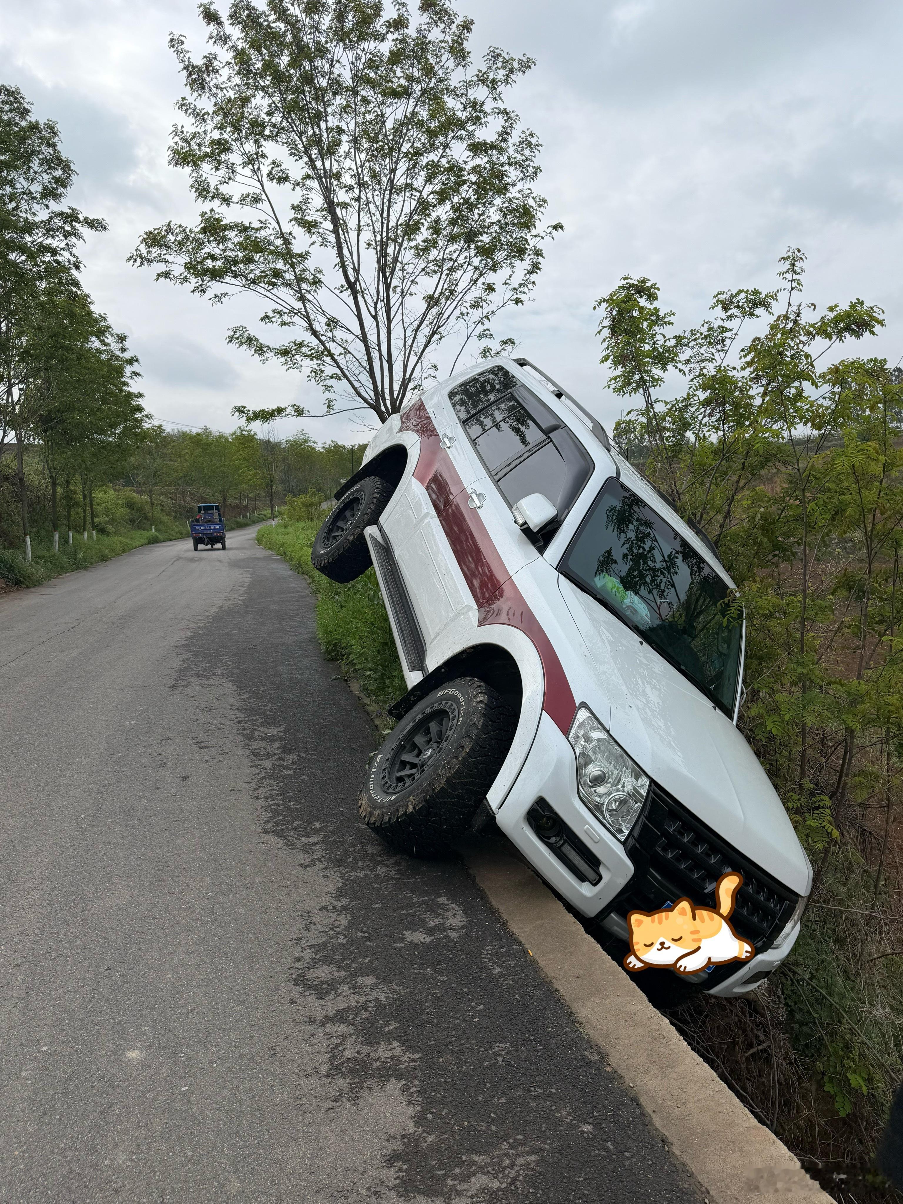 帕杰罗  喔嚯三菱帕杰罗pajeromitsubishimotors广汽三菱帕杰