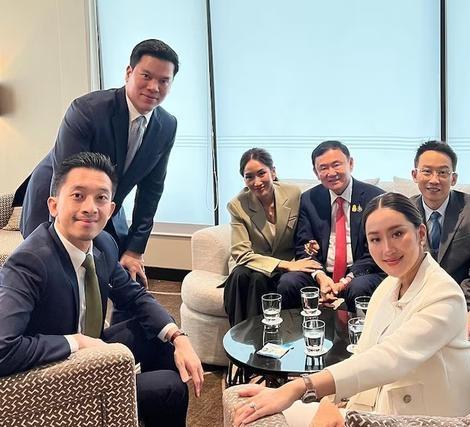 谁当总理总统都行，只要正确认清发展方向和中国搞好关系，他们的国家就会越来越富有。