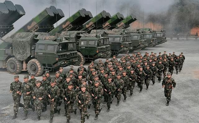 一旦中美开战，我国有“三大短板”很致命？补齐之后将不怕任何人。

中国海军在西太