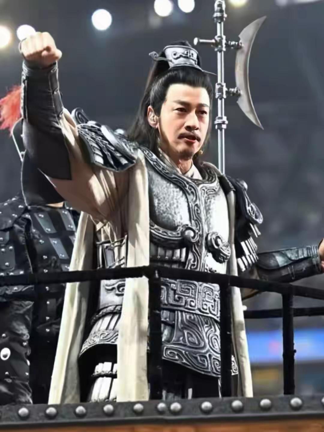 何润东梦中笑醒！因为没参演《逐玉》，五十岁的他翻红！
这个世界真神奇！
听说过演