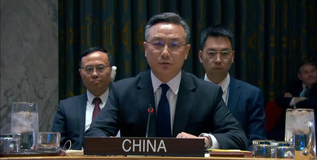 联大闭幕现场点名美国还钱，这次话说得不轻

联合国缺钱，到底谁该负责。

中国这