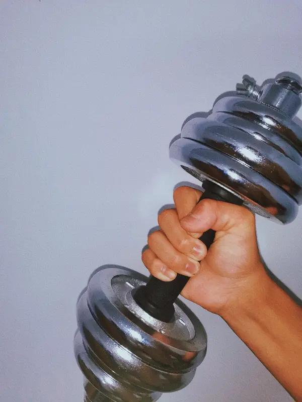 今日运动打卡，这已经是坚持每日打卡的第10天啦！都说空腹运动更有效，我也试了试，