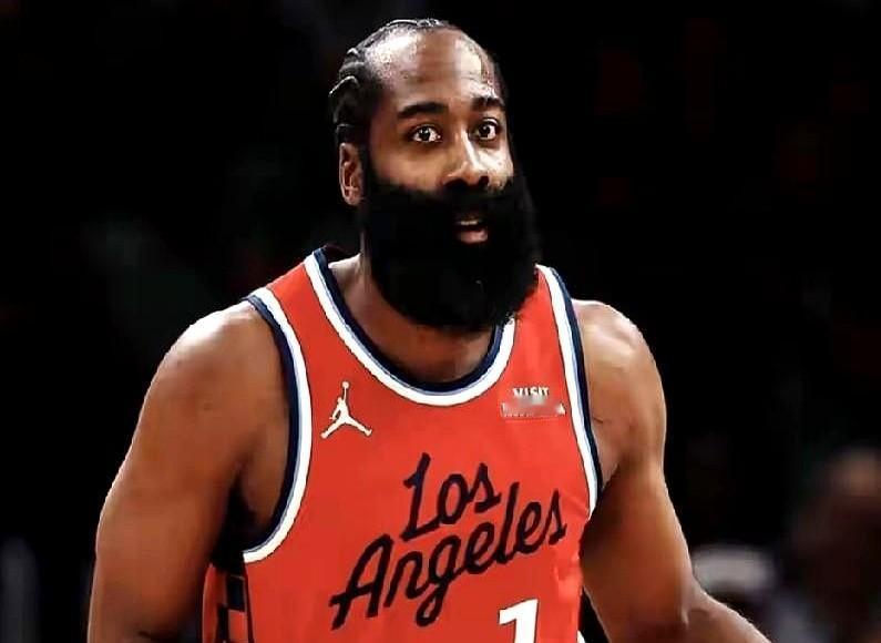 “37分也救不了命”——哈登把凯尔特人防得直摇头，快船却把自己伤得直掉泪。

末