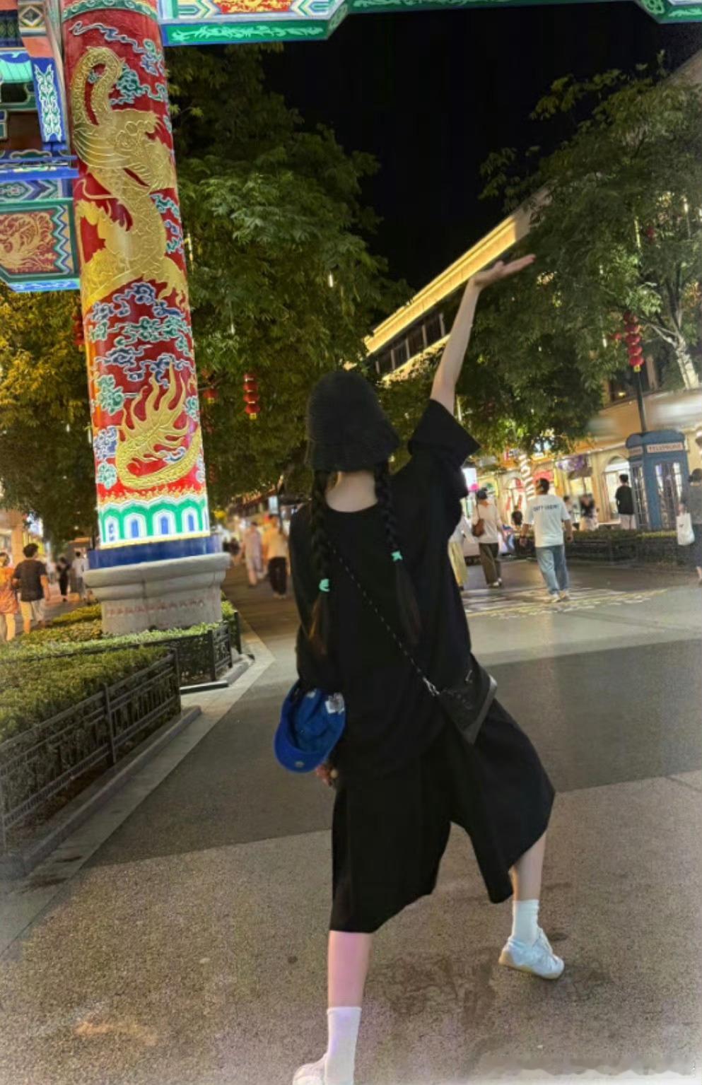 杨幂  🦊杨幂宝家洁品牌全球代言人 我觉得成长其实就是……他们之前说成长会变沉
