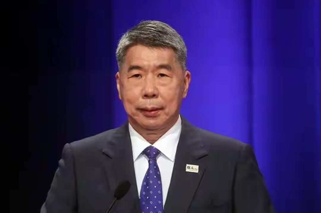 张亚中今（21日）在脸书发文表示，为正元兄送行，正元 兄：闻知兄即将入监，心中不