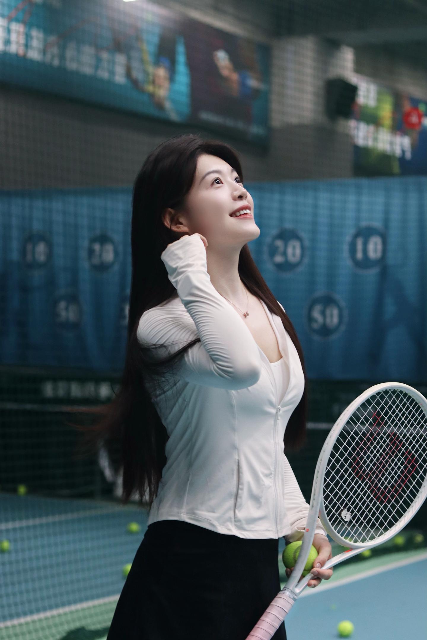最近还好吗 能陪我一起打网球吗🎾