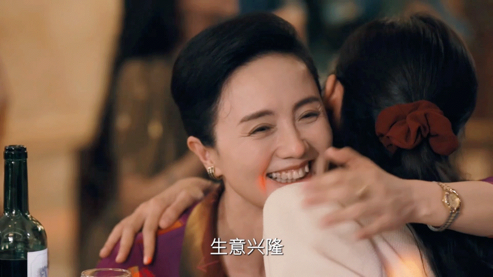 小城大事 我的评分：小城大事大结局 孙小燕的卡拉ok厅，经历了好多终于走到选址开