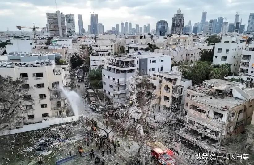 伊朗向所有以色列人发送信息：赶紧逃离！

内容中说，最后一批美国雷达系统已被摧毁