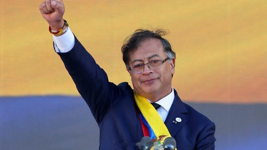 哥伦比亚总统佩特罗：如果你拘留了深受我国人民爱戴和尊敬的总统，你就会释放出民心如