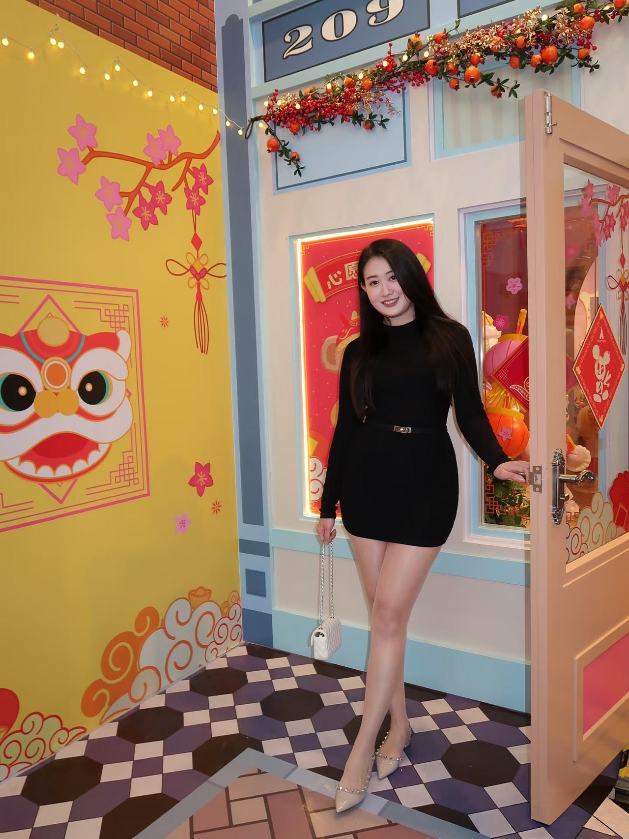 女人如何穿出含蓄的性感?