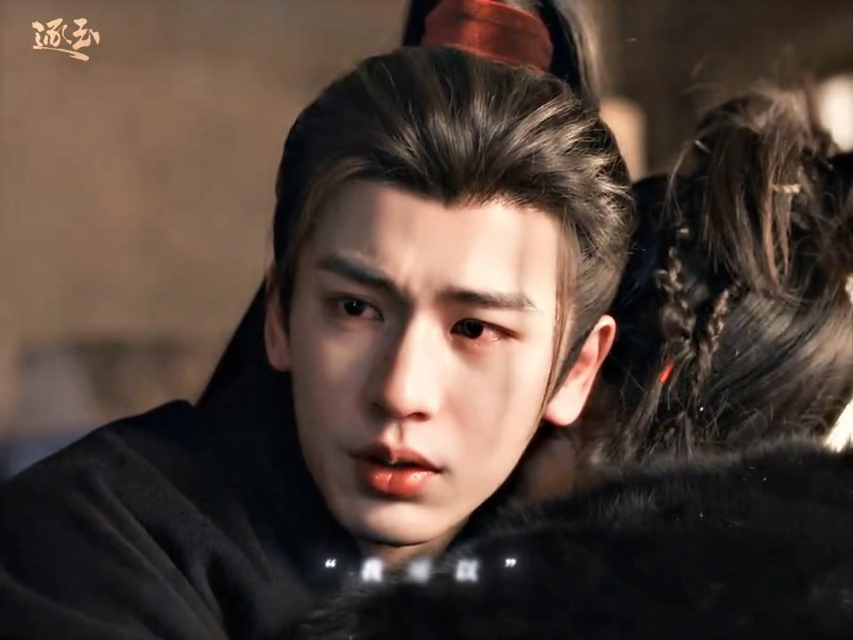 都是拥抱着的哭戏真的能感受到不一样的情绪诶💧感情浓度猛增 战神也有软肋谢征的爱