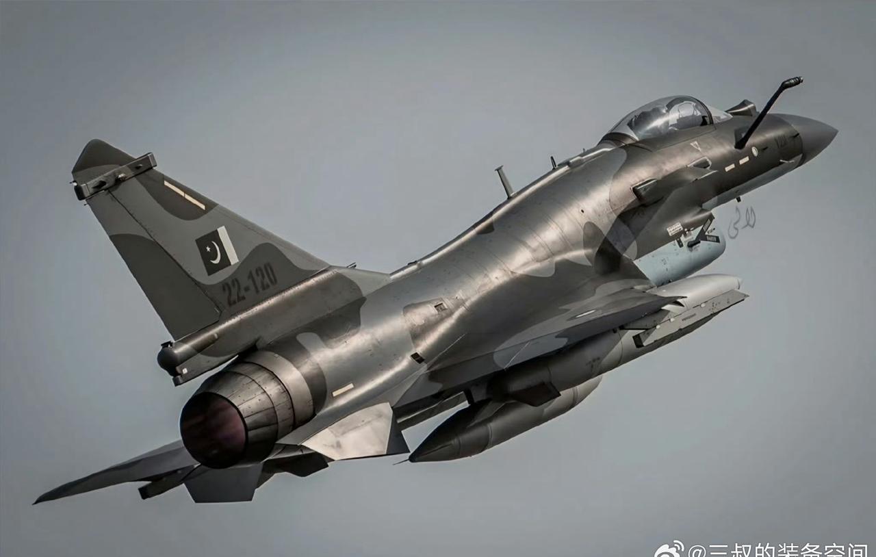 别人家的飞机都好看，颜值也是战斗力。[不愧是你]烽火问鼎计划 ​​​