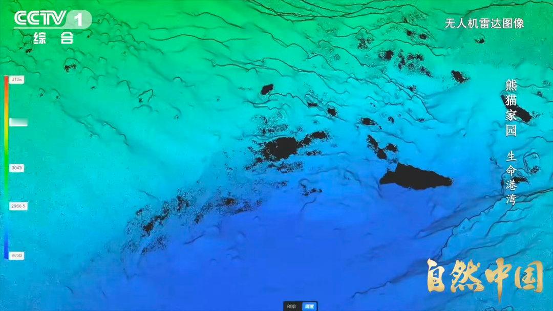 四川有一种脏脏包冰川四川海螺沟独特脏冰川，运动时裹挟山石碎屑塑造地形，冰川消融留