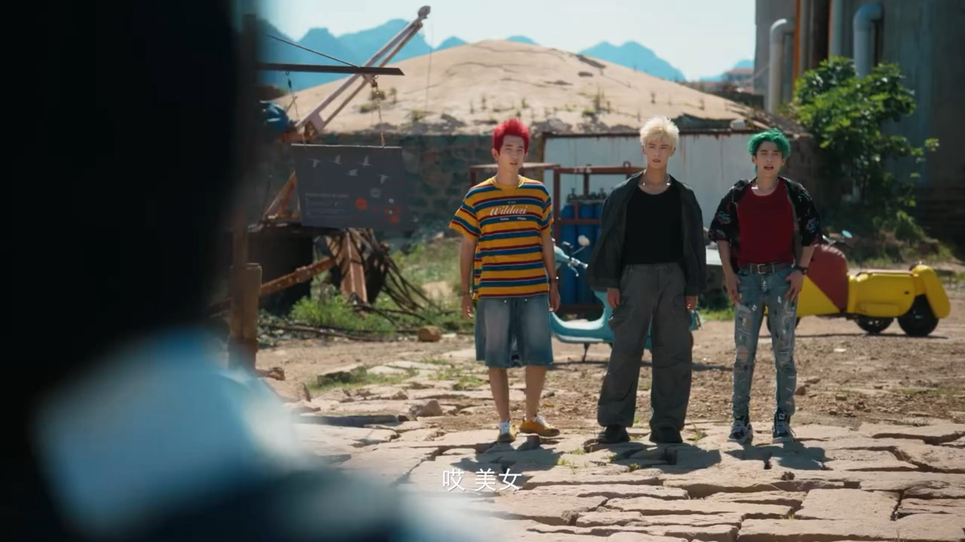 晴也回头看见一排红绿灯啊啊啊啊啊🚥关晓彤李昀锐耀眼首支片花 ​​​