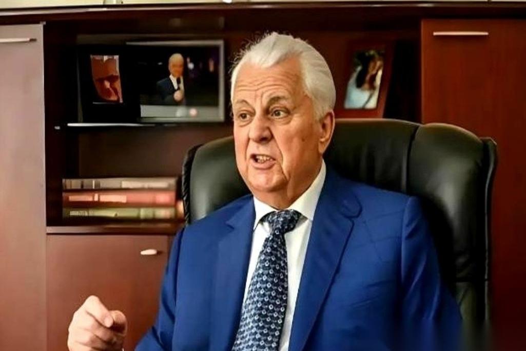 一群乌克兰的顶尖专家，在中国采访镜头前，突然就集体崩溃，哭得像个孩子。
你以为是