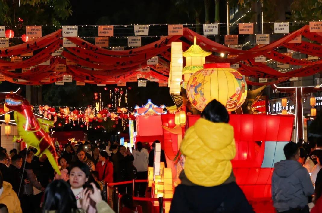 福建年味  厦门年味  身边的年味  提前过年！灯会、百艺秀……厦门过年氛围拉满