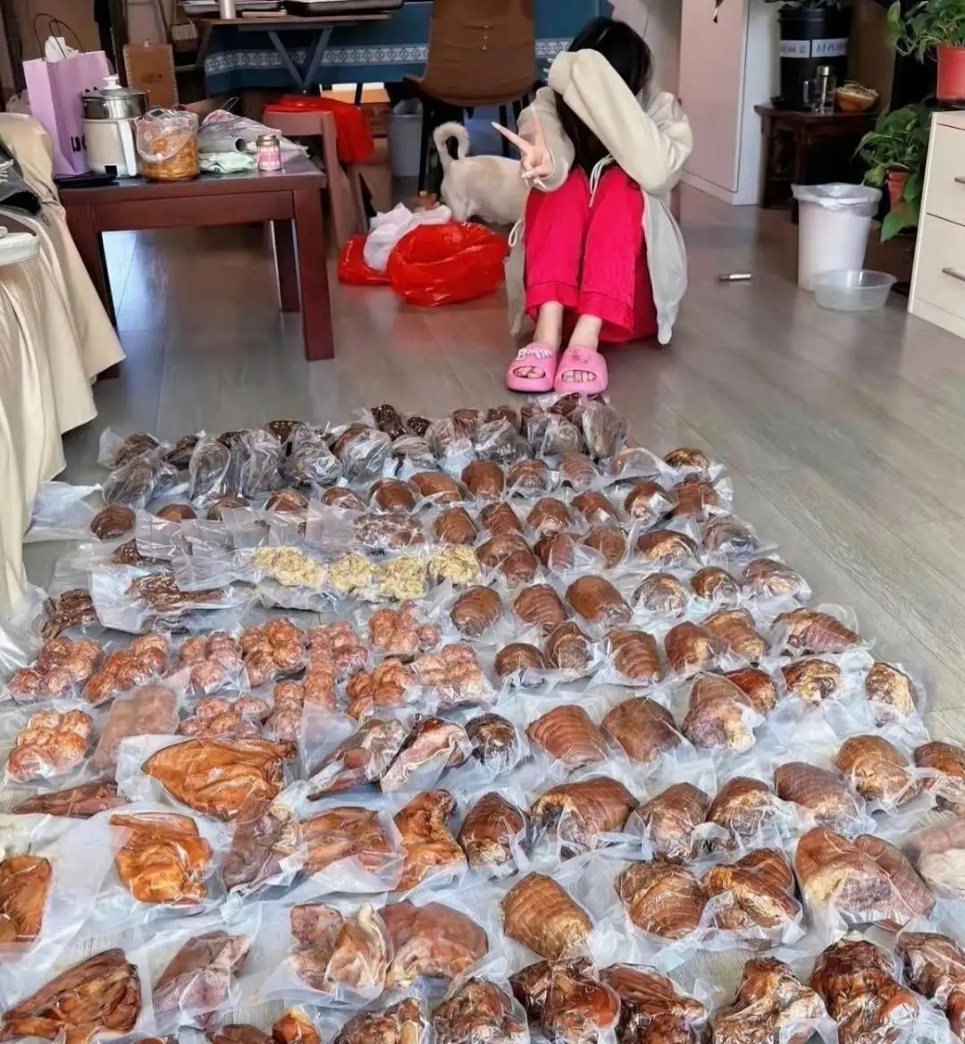 事实证明‏‌⁠，在‍﻿﻿老人面前千万别夸⁠东西好吃，‌这下可真是惹上⁠‏‎大麻‎