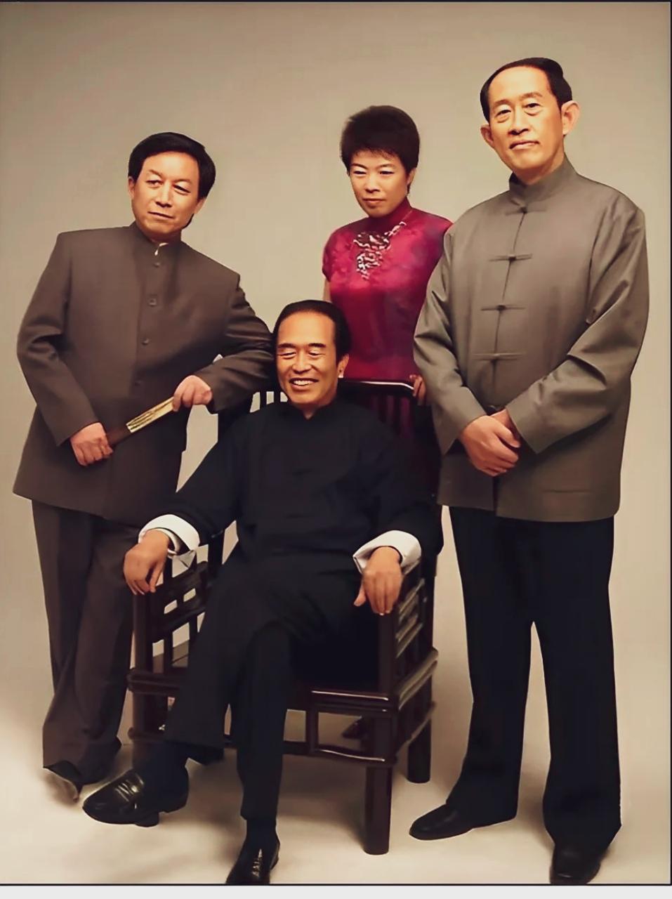 当年《百家讲坛》的“四人帮”红极一时，他们致力于国学的普及与传播，皆是文化教育界