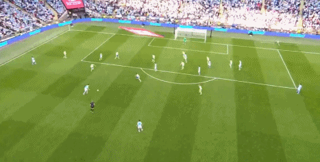 曼城2-1逆转南安普顿，5分钟连进2球杀入足总杯决赛足总杯半决赛，曼城2比1逆转