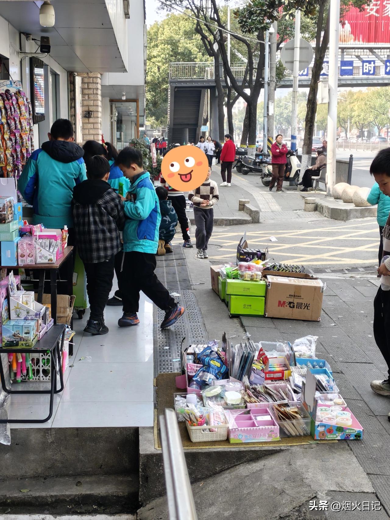 现在的孩子真的是说不得，打不得、骂不得，不管你是谁，看你不舒服就会和你怼起来。