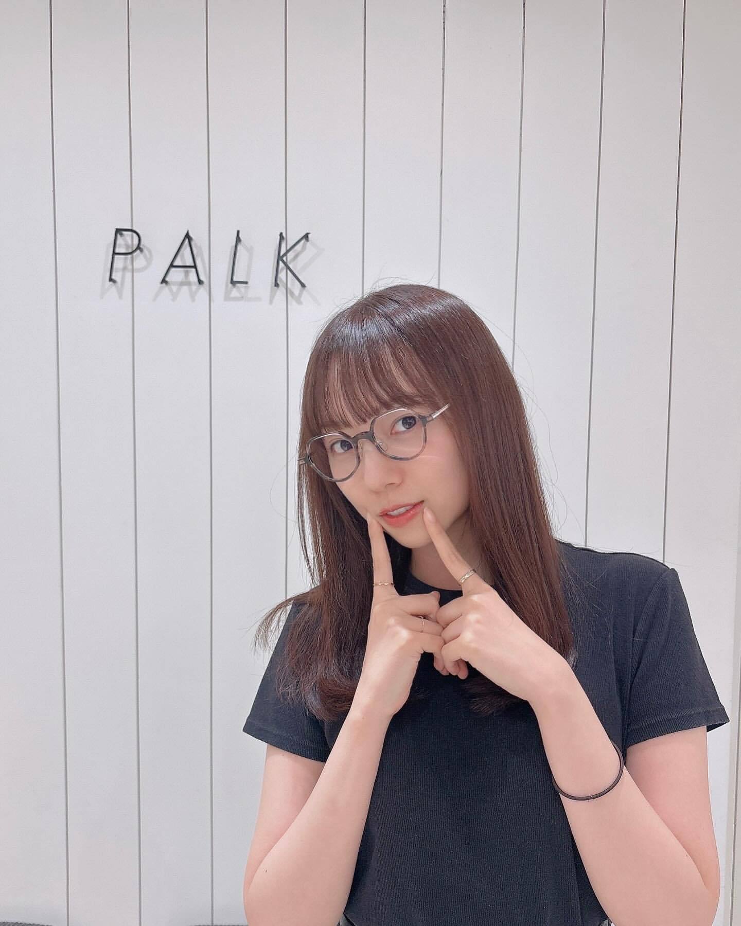 新内眞衣 ​​​