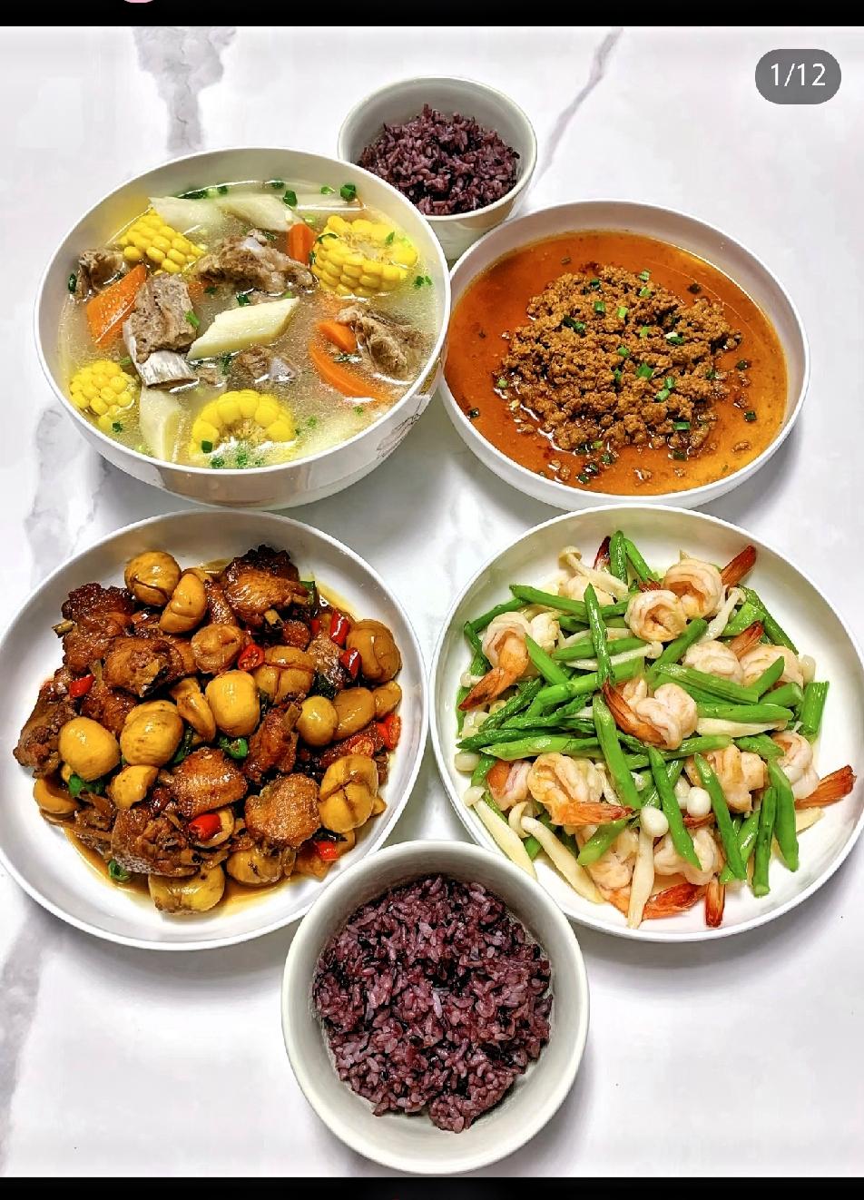 我一朋友，两年没吃晚饭了。
你没听错，整整两年。

她的体检报告显示：胆固醇和甘