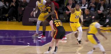 NBA赛场镜头：杰伦-约翰逊参加过扣篮大赛吗？这小子太能扣篮了！
   今天的比