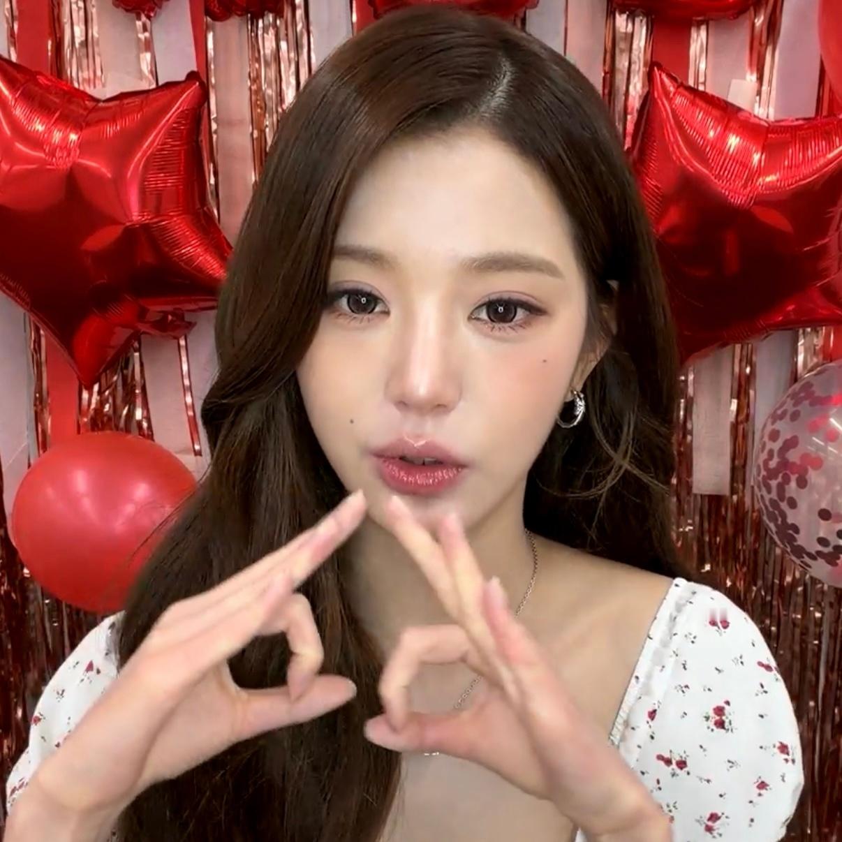 张元英  🍒 张元英0831生日快乐 我家小寿星 <3 