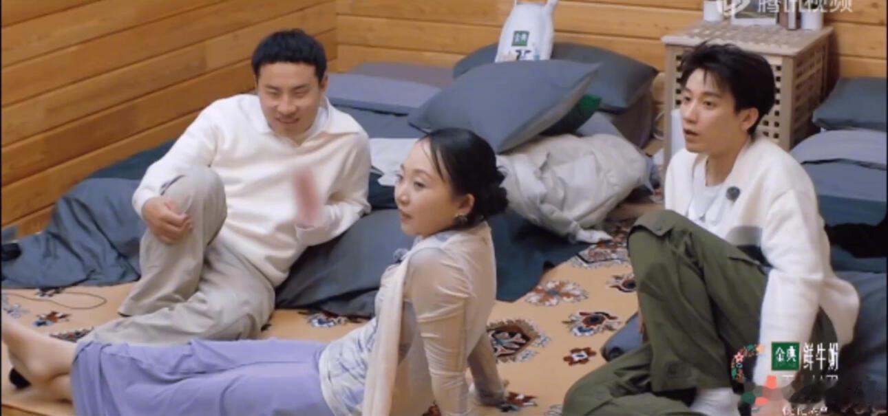 徐志胜：🥭后期你打码差点毁了我一世英名………… ​​​