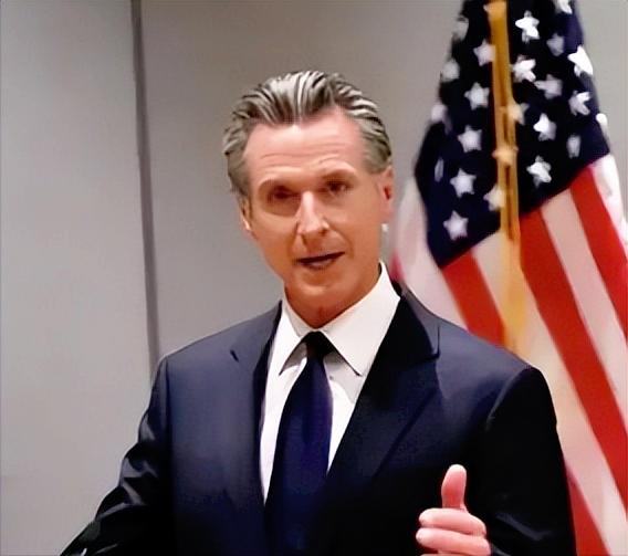 美国加州州长纽森居然胳膊肘往外拐，直接喊欧洲别再当软柿子任人捏了，赶紧硬气起来，
