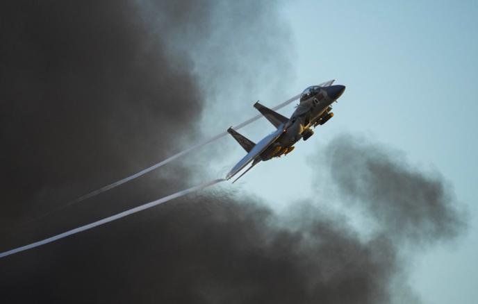 伊朗国家电视台：伊朗军队击落一架F-15战斗机
伊朗国家电视台称，事件发生在伊拉