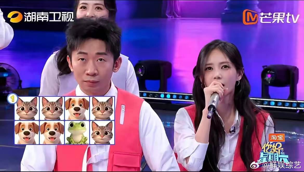 杨迪有仇当场就报了 抢答环节的趣味拉扯，杨迪用气球精准回击，这波互动笑点直接拉满