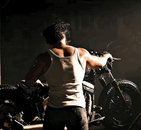 卡维狼还将继续在神圣时间线登场[金刚狼]#金刚狼# ​​​