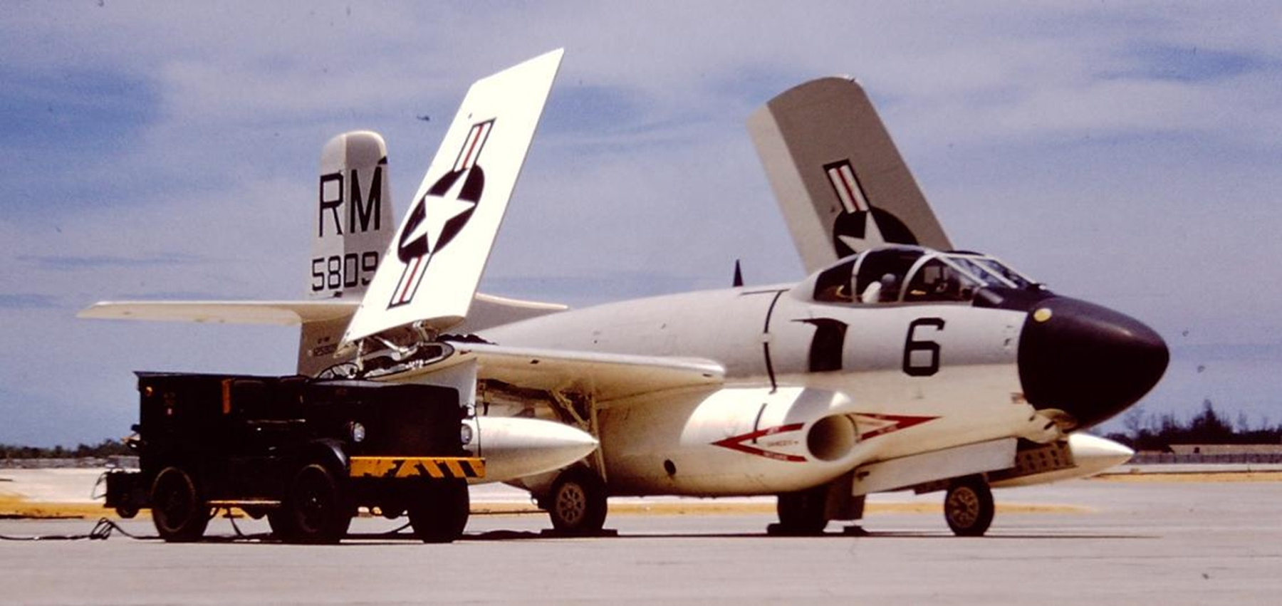 分享圖片：美國道格拉斯F3D-2Q/EF-10B“空中騎士”電子戰機 