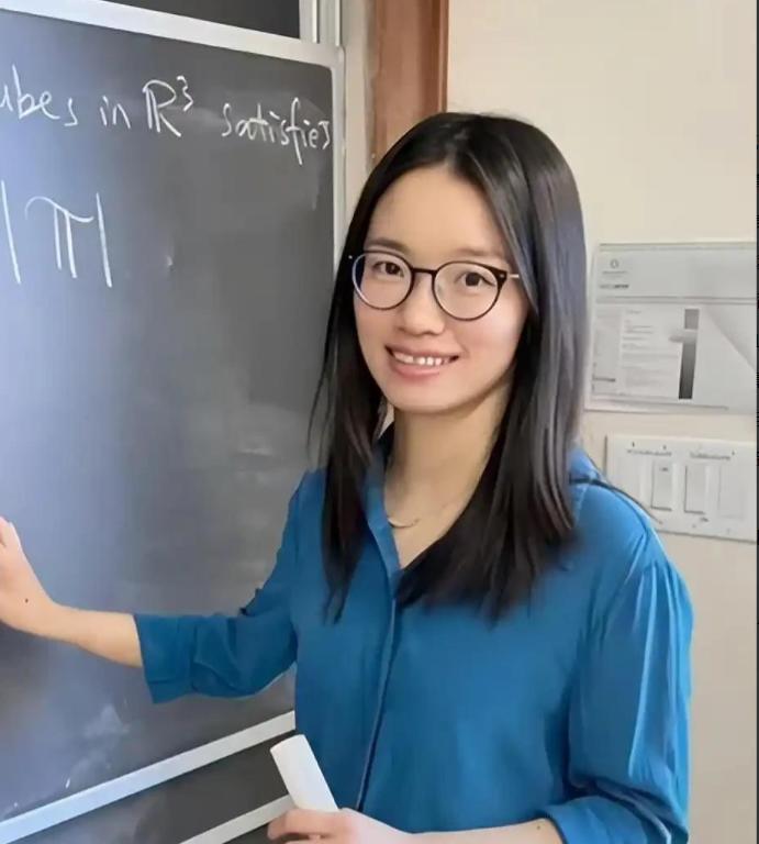 为何有中国人黑王虹邓煜、黑北大？是爱韦东奕？
 
王虹和邓煜拿了菲尔兹奖这事，网
