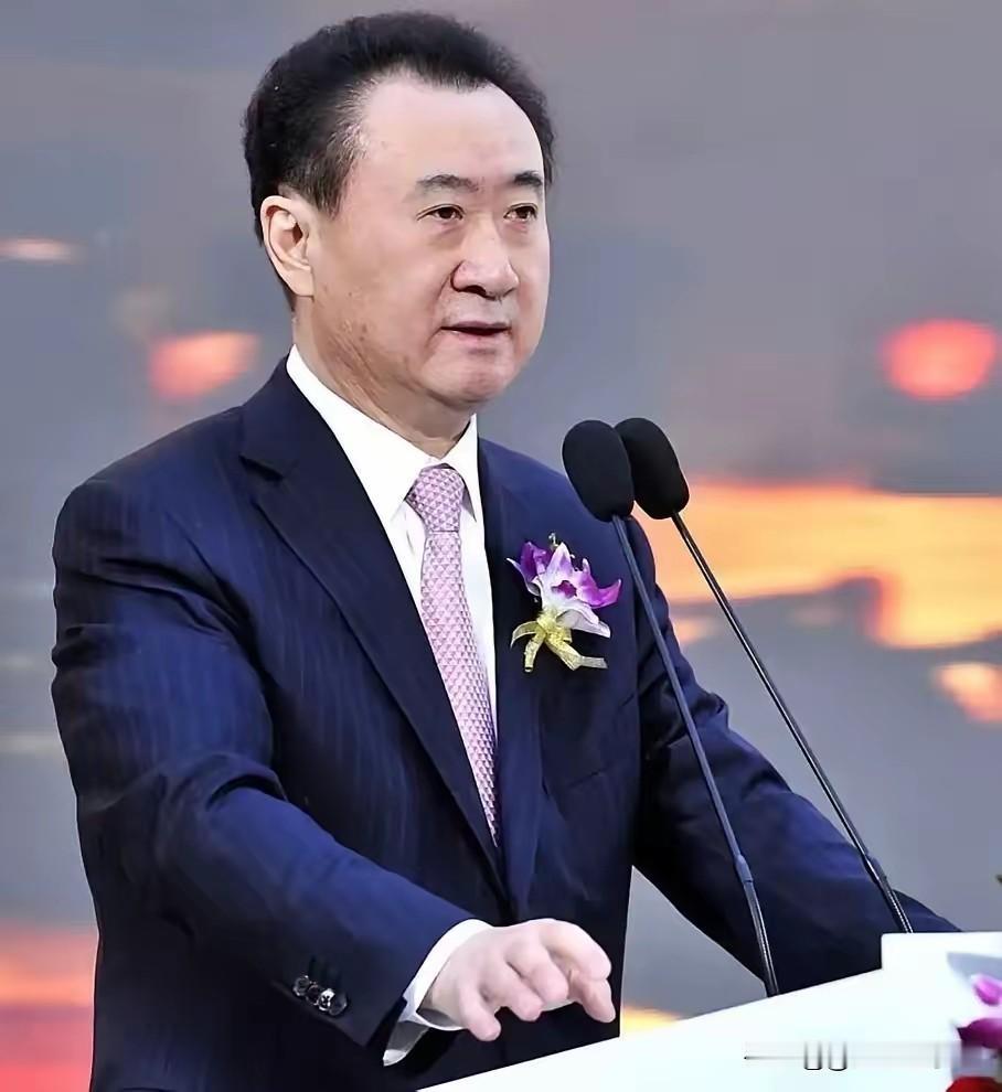 王健林曾经在谈到中国足球时说，中国足球缺的不是钱，缺的是制度的设计，和改变游戏规