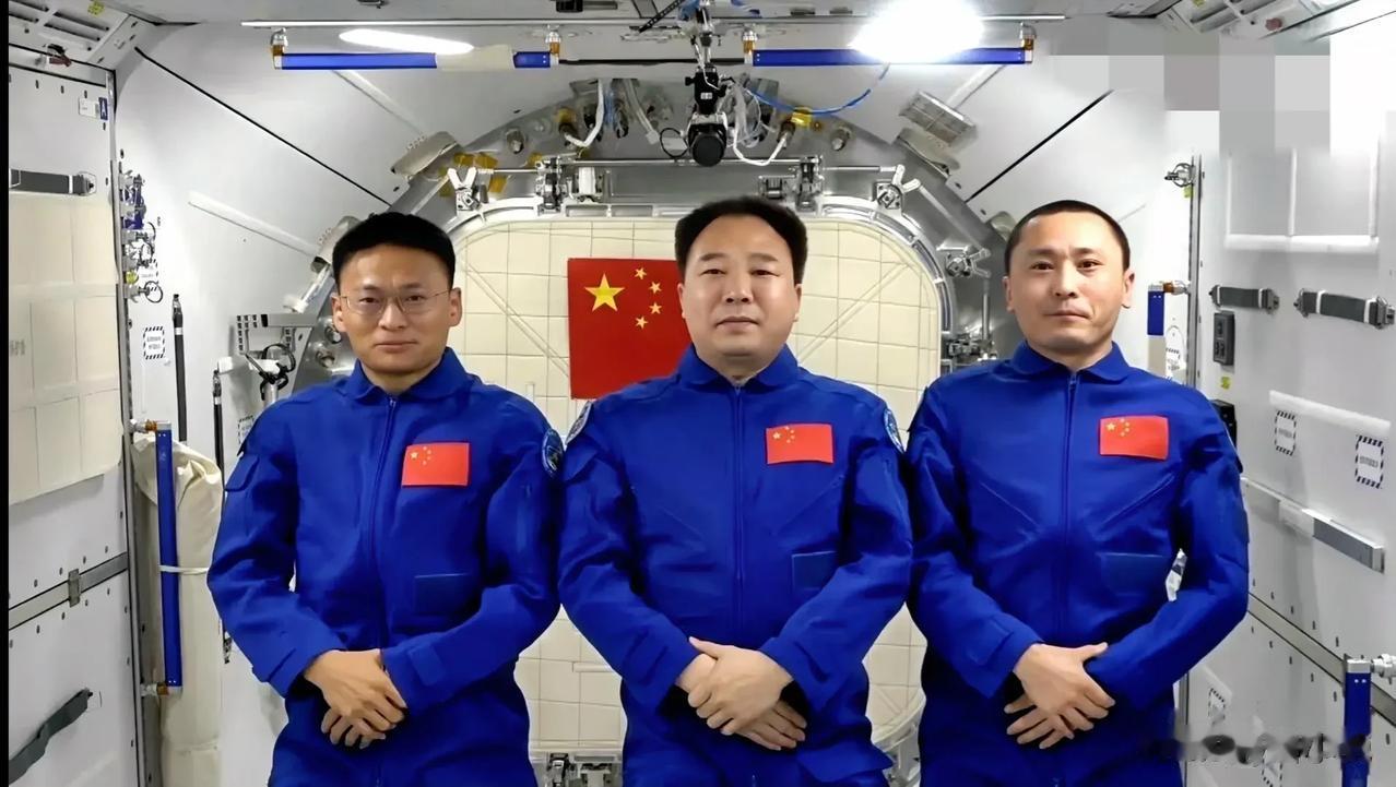 你喜欢住大通铺还是独栋别墅？
我们的神十六乘组已经在天宫工作快半年了，计划下个月