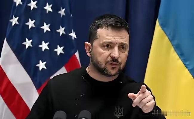 谁能想到？就在昨天凌晨，一笔关乎乌克兰生死存亡的7200亿巨款，竟然是靠几桶俄罗