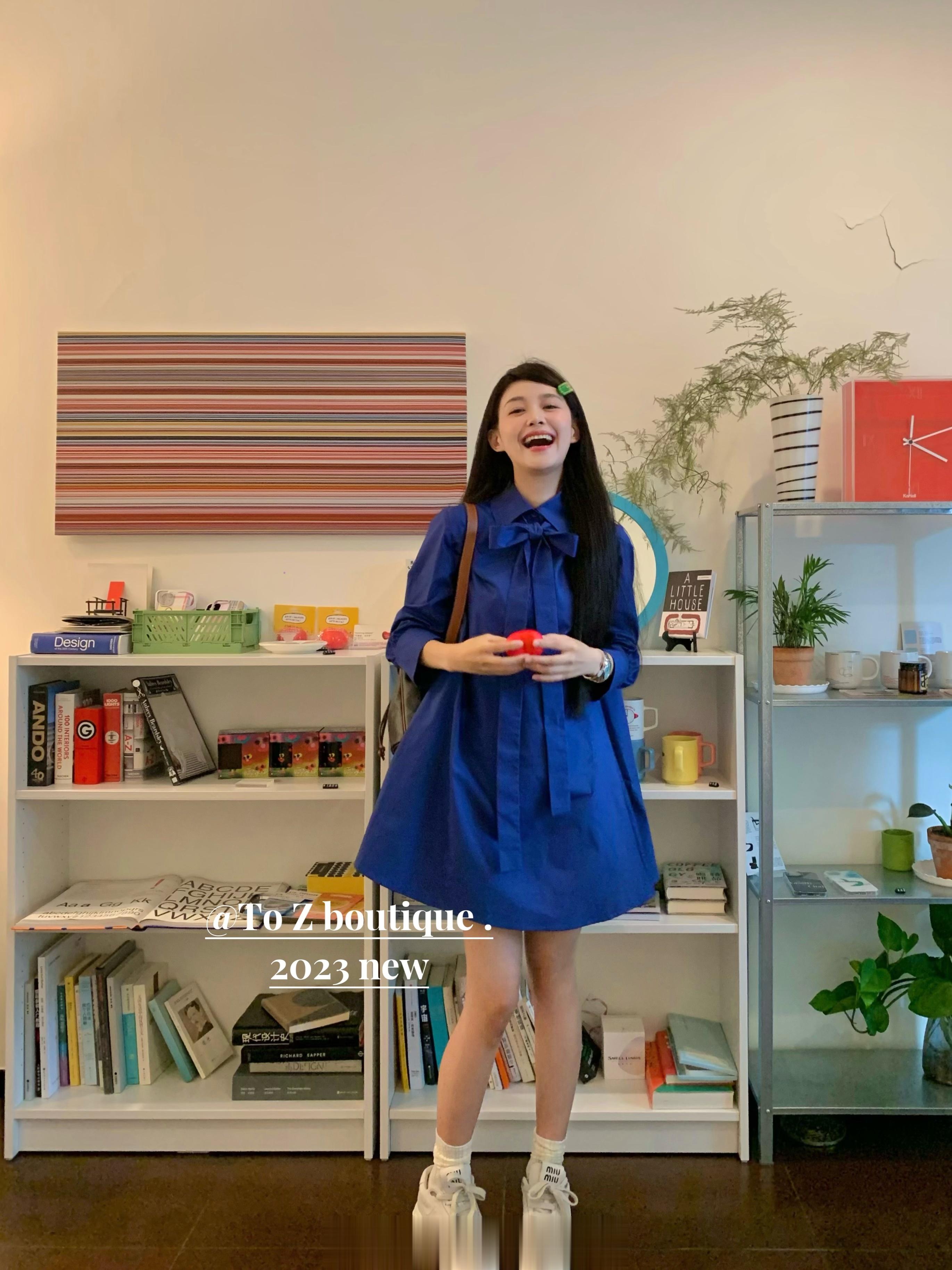 第五套 蓝莓莓系带衬衣裙🫐这个蓝色对了很久 远了最最显白不挑人的！搭配针织背心