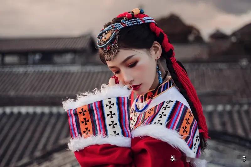 男人给女人发红包，确实是感情投资、爱情升温的好办法。在特殊日子，像生日、情人节，