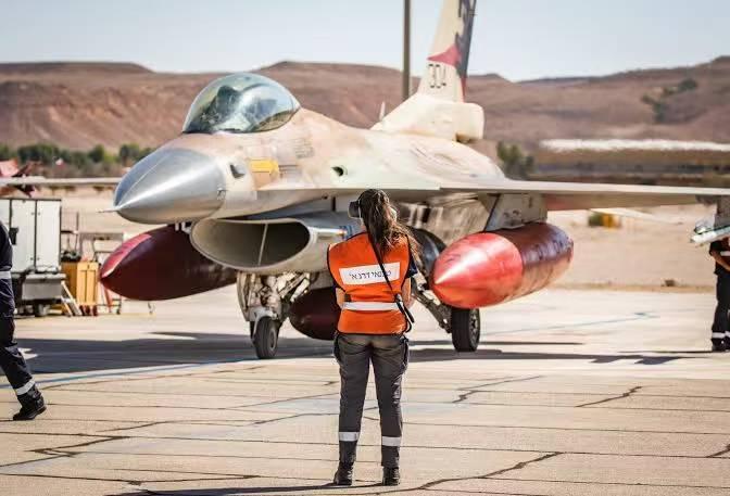 美国和以色列打仗完全就是两个风格，天差地！特朗普就是纯纯首鼠两端，既要又要，美军