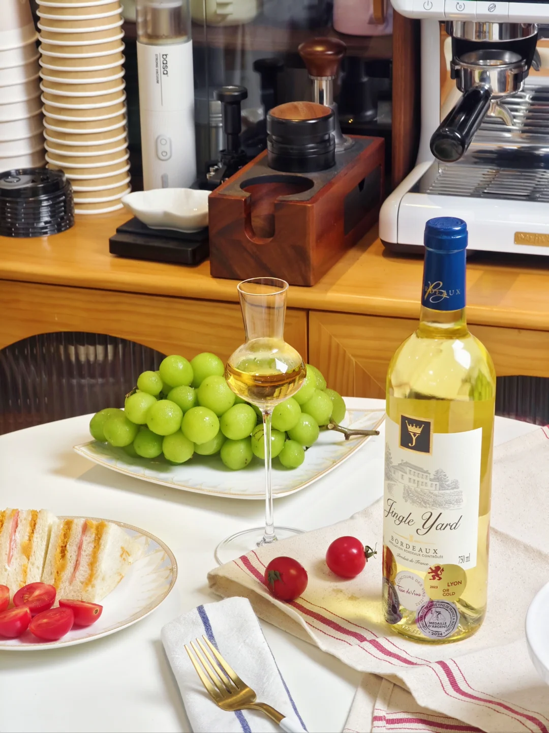 周末宅家‖🍷一款不一样的白葡萄酒