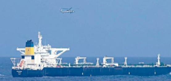 12月23日，特朗普正式宣布：被扣押的中国香港“世纪号”油轮所载180万桶委内瑞