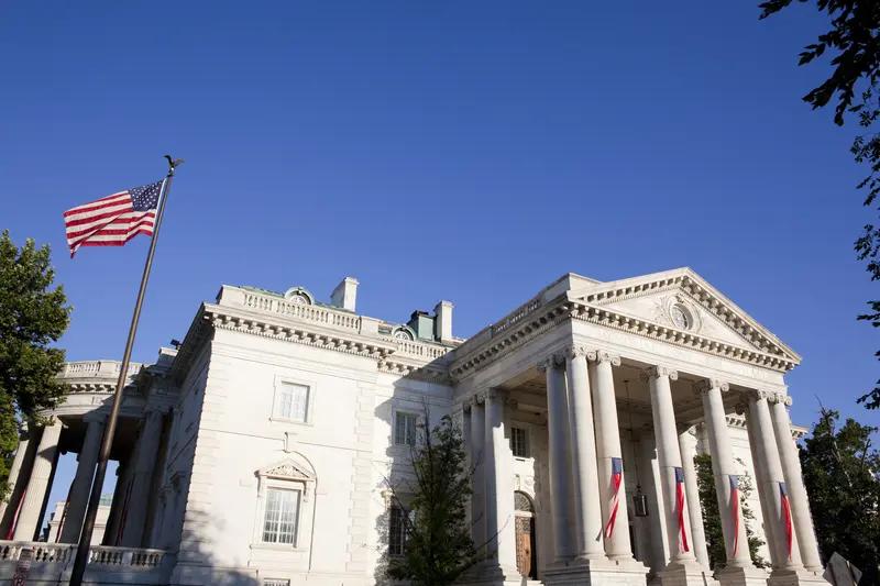 “中美智库华盛顿专题对话”活动4月17日在美国华盛顿举行啦。有来自清华大学、复旦